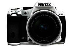 Pentax K-50 DSLR Camera 16MP 18-55mm Lens - White